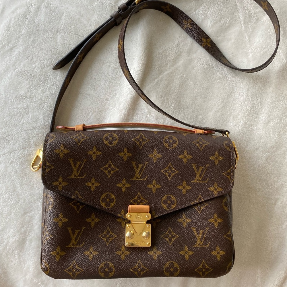 NWOT Pochette Métis Louis Vuitton